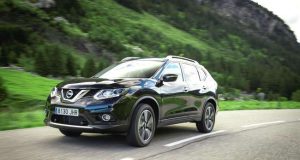 A Nissan aposta na redução do peso das suas viaturas!