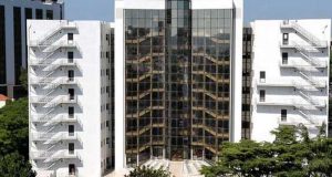 Canção de Protesto em conferência internacional