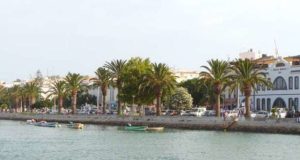 Juramento de Bandeira na Praça do Infante em Lagos