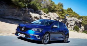 A emoção de um desportivo a bordo do Renault Mégane GT