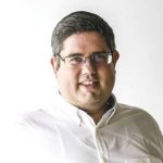 A FIXANDO ajuda na contratação de serviços