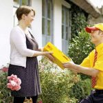 DHL Parcel serviço para envios e devoluções de e-commerce