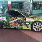 Pilotos e carros de competição no La Vie da Guarda