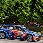 Bruno Magalhães no pódium do Rali Vinho da Madeira