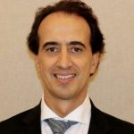 Médicos alertam para o diagnóstico precoce da escoliose