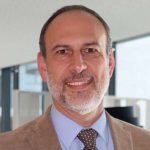 O risco de acidentes nas piscinas e praias