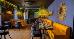 Confraria Cascais reabre com nova carta e decoração