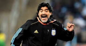 Morreu o mágico, morreu Maradona