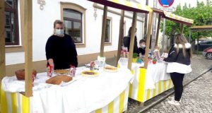 Mercadinho d´A Moura este sábado