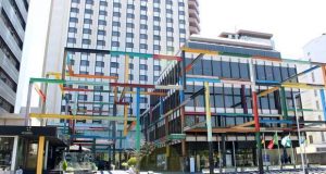 A JLL representou a SFS na venda do Porto Palácio Hotel