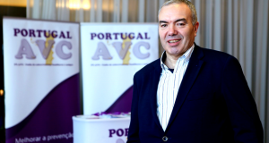 Doente com AVC: Reabilitação é um direito!