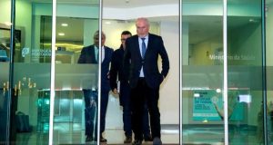 Autarcas insatisfeitos com ministro da saúde