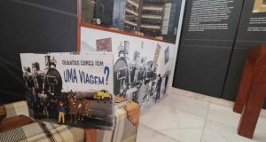 Exposição "Quantas cores tem uma viagem?"