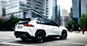 O Toyota RAV4 celebra mais de 14 milhões de vendas