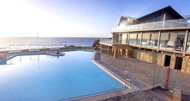 Verão: Mergulhar na Piscina Oceânica do Arriba no Guincho