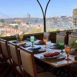 Reabriu o "Horta" no Pátio Alfacinha com vista sobre o Tejo