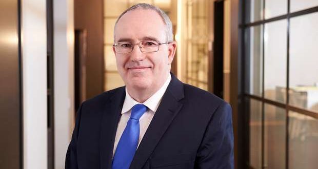 Hemodiálise noturna: Benefícios desafios e impacto na vida do doente renal