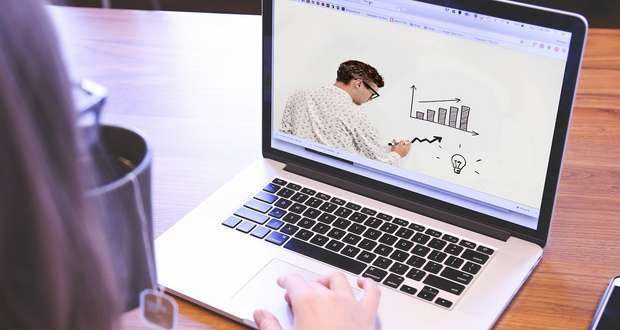 Maioria dos Portugueses utiliza meios de pagamento digitais