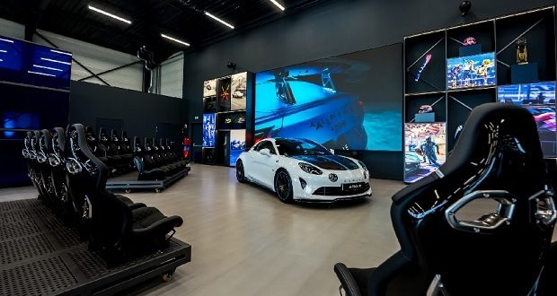 A Alpine inaugurou o Experience Center 'La Piste Bleue Alpine - Le Mans'