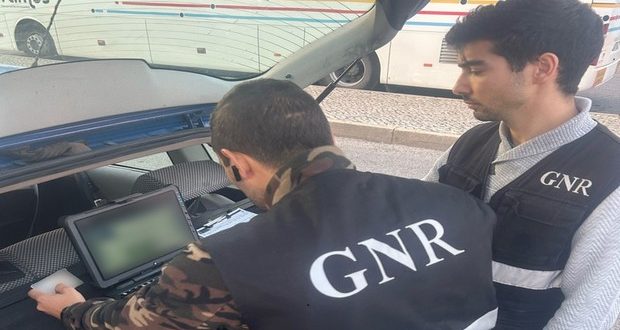 Cidadão estrangeiro detido por entrada ilegal em Portugal