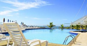 Escassez de mão de obra pressiona salários na hotelaria